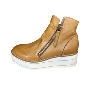 Silent D Nene Boot - Tan/White Size 39
